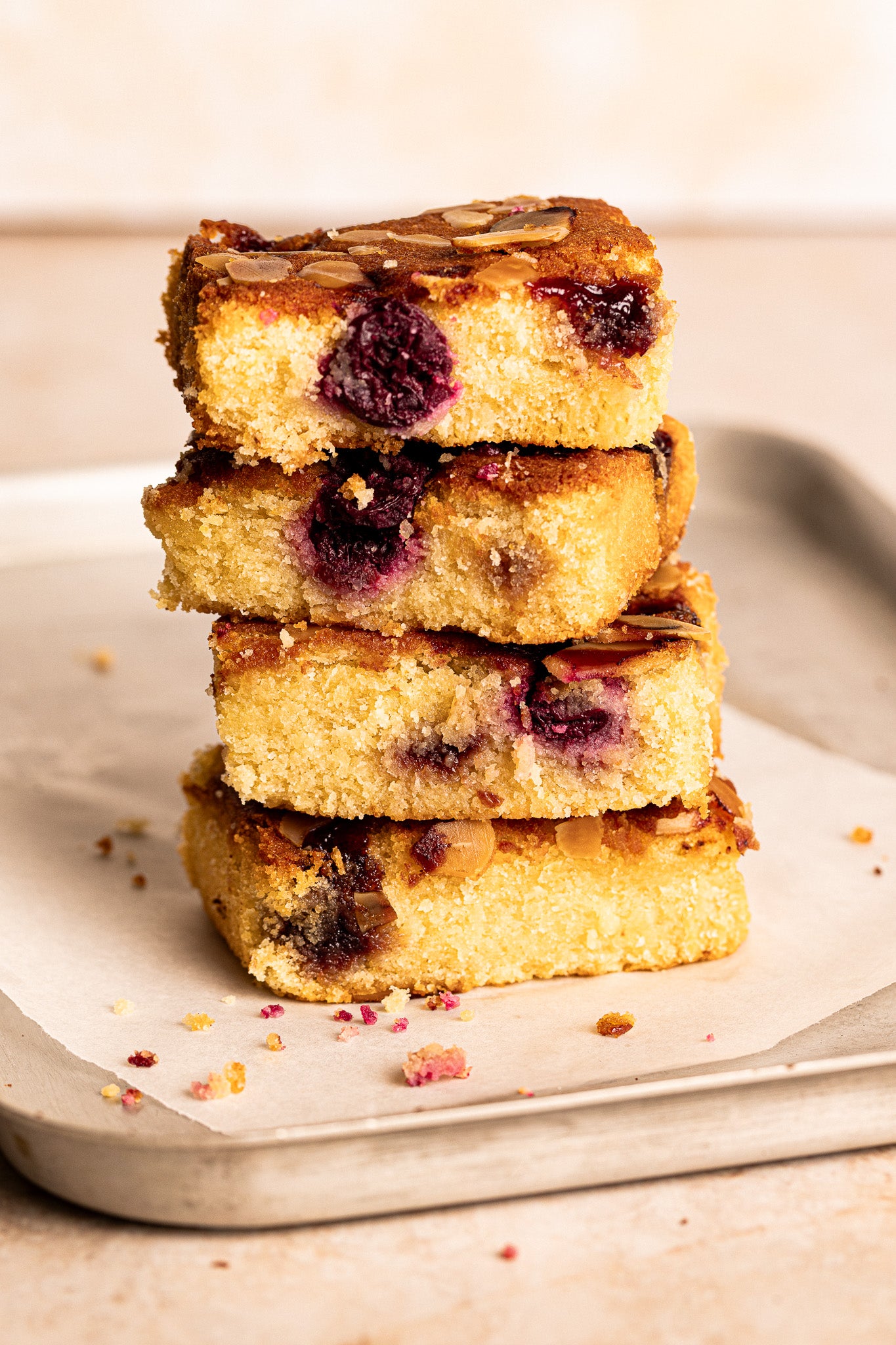 Black Cherry & Almond Bakewell Tray