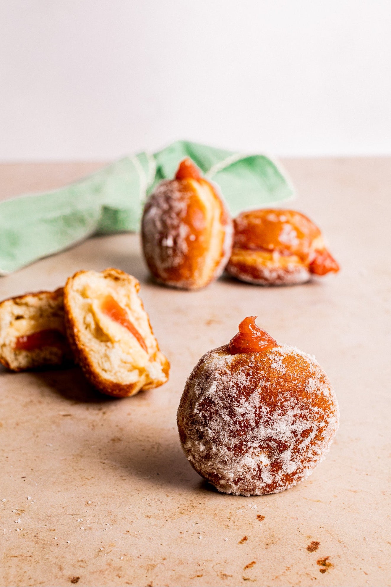 Rhubarb & Custard Doughnuts / Box of 5