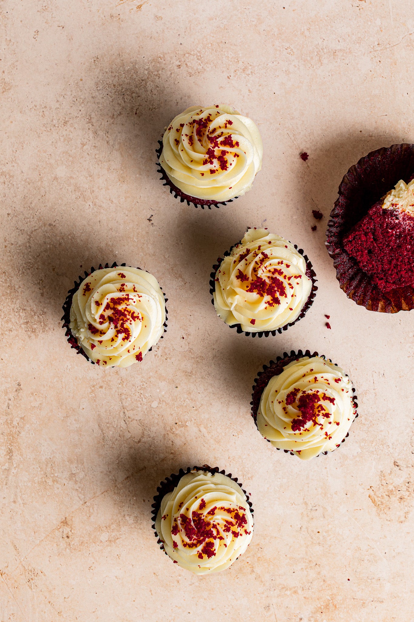 Red Velvet & Cream Cheese Cupcake / Box of 6