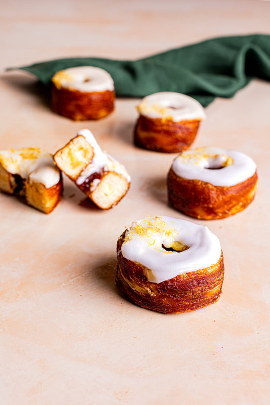 Mini Lemon Drizzle Crodoughs / Box of 9