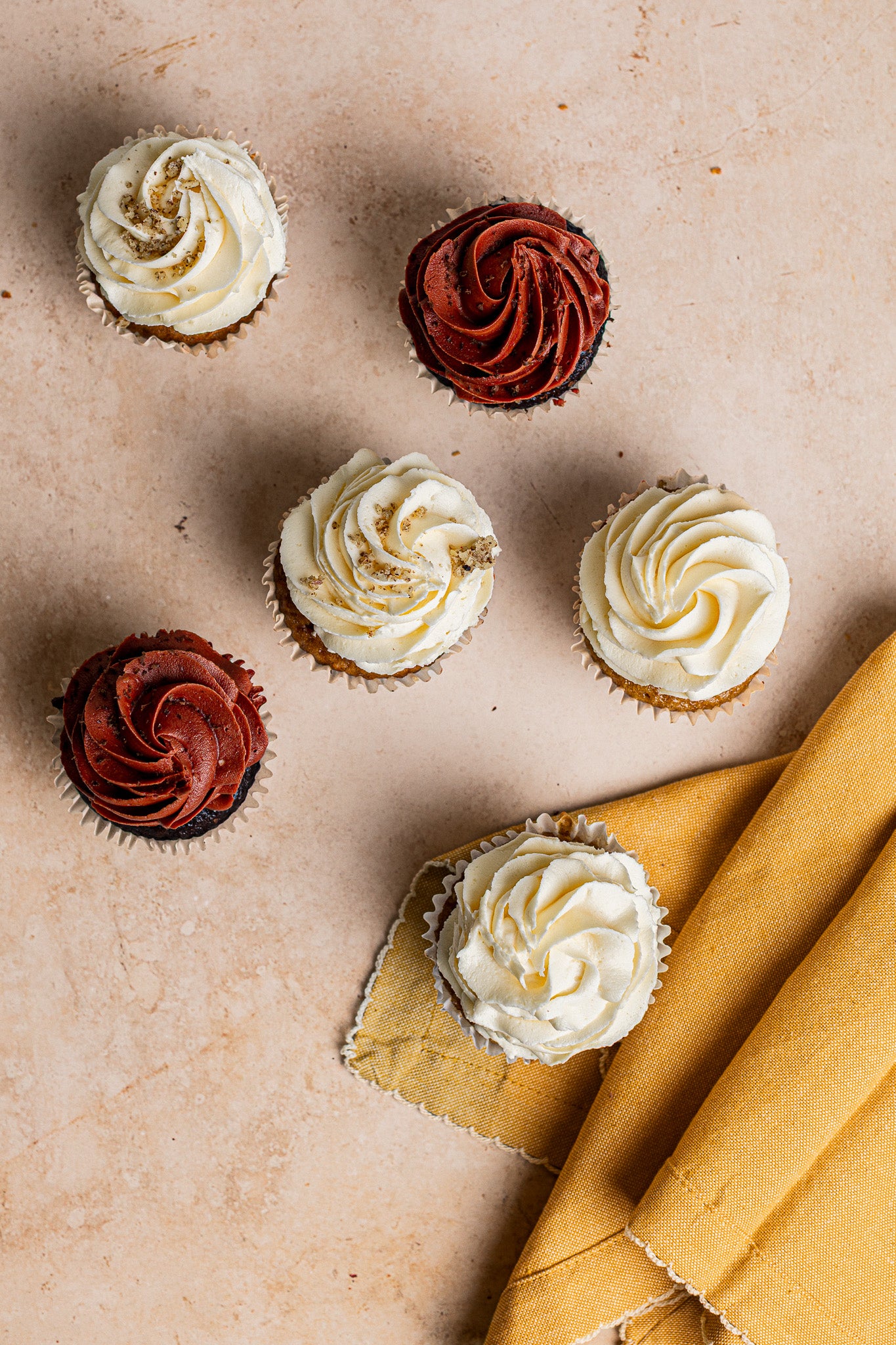 Selection of Our Vegan Cupcakes / Vegan / Box of 6