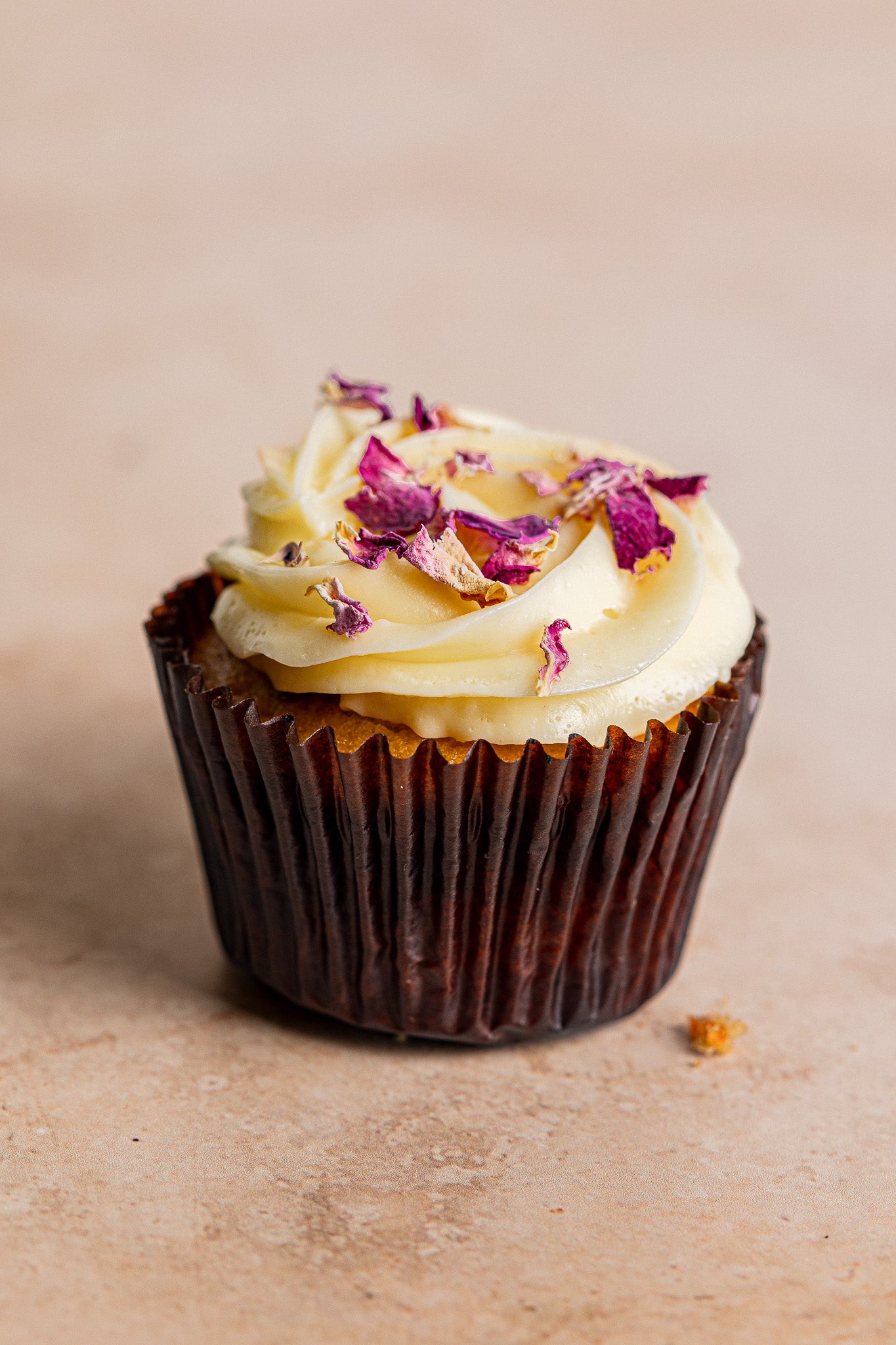 Rose and Pistachio Cupcakes / Box of 6